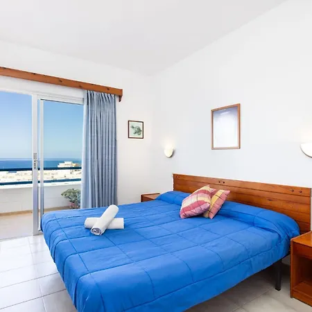 Апартаменты With At 50 Meters, Swimming Pool And Wonderful Oceansunset View Адехе