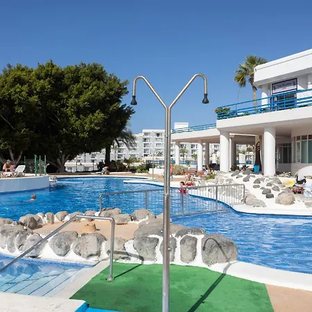 Lejlighed With At 50 Meters, Swimming Pool And Wonderful Oceansunset View