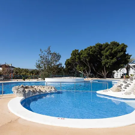 With At 50 Meters, Swimming Pool And Wonderful Oceansunset View Apartamento Costa Adeje (Tenerife)